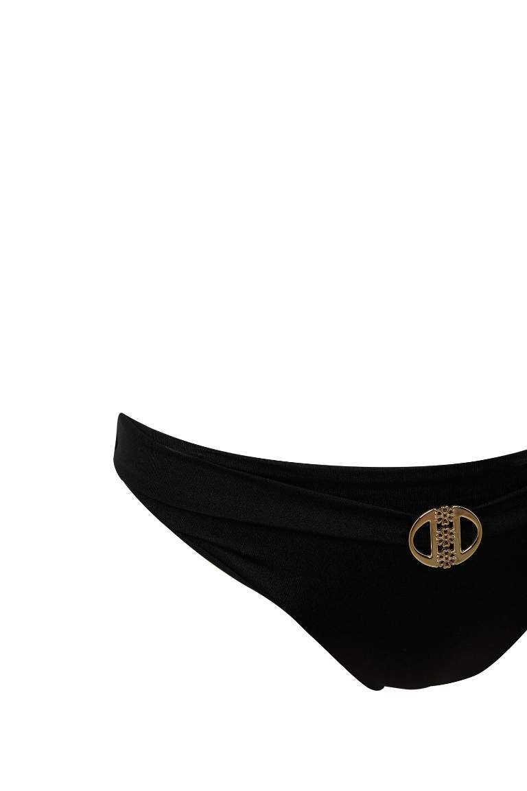 Declara x DeFacto Bikini Altı