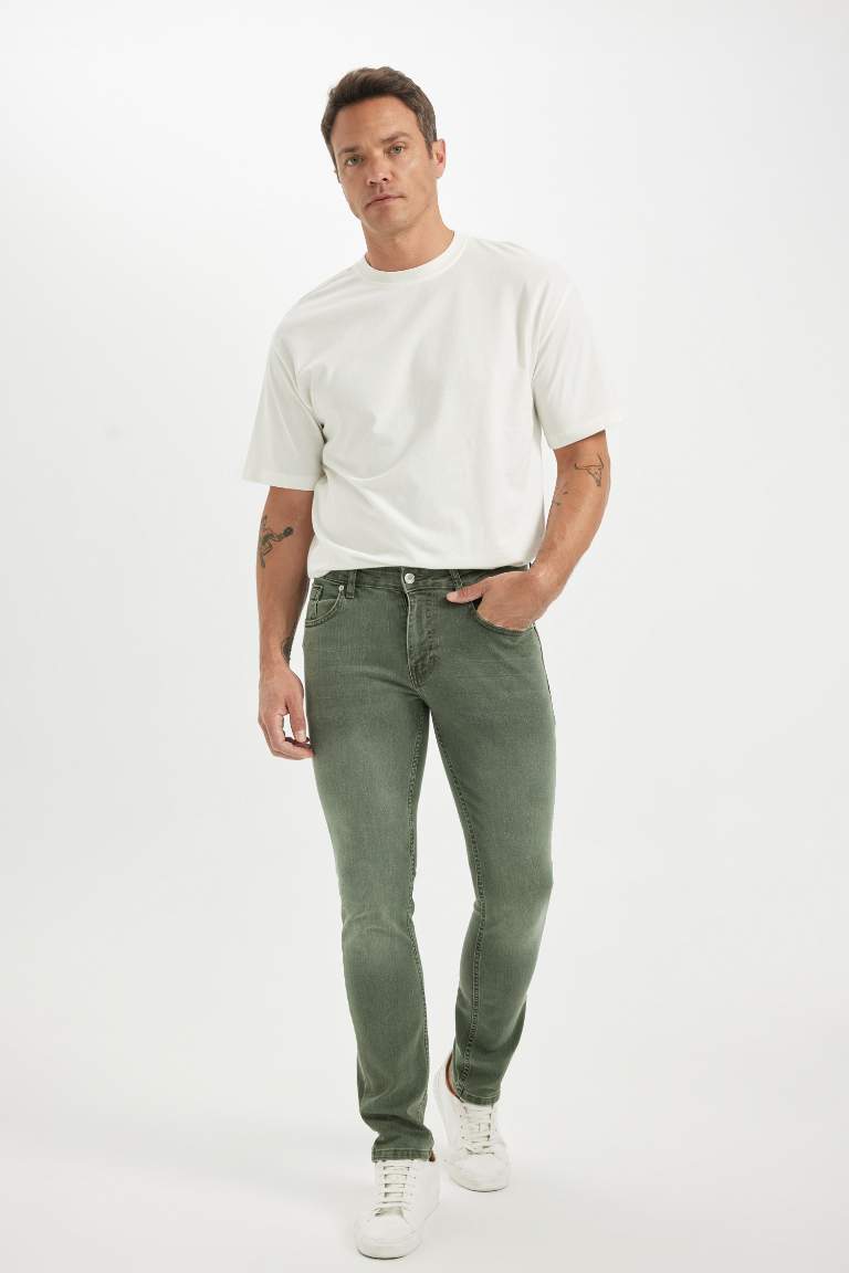 Pedro Slim Fit Normal Waist Narrow Leg Jeans