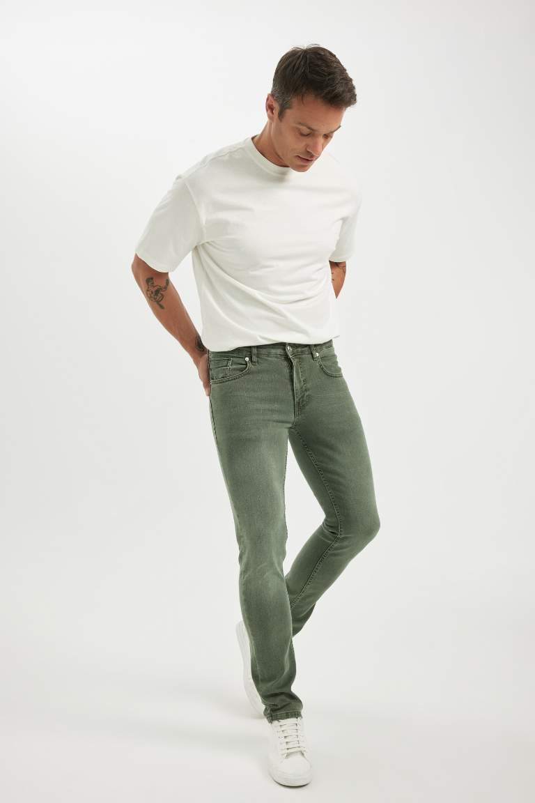 Pedro Slim Fit Normal Waist Narrow Leg Jeans