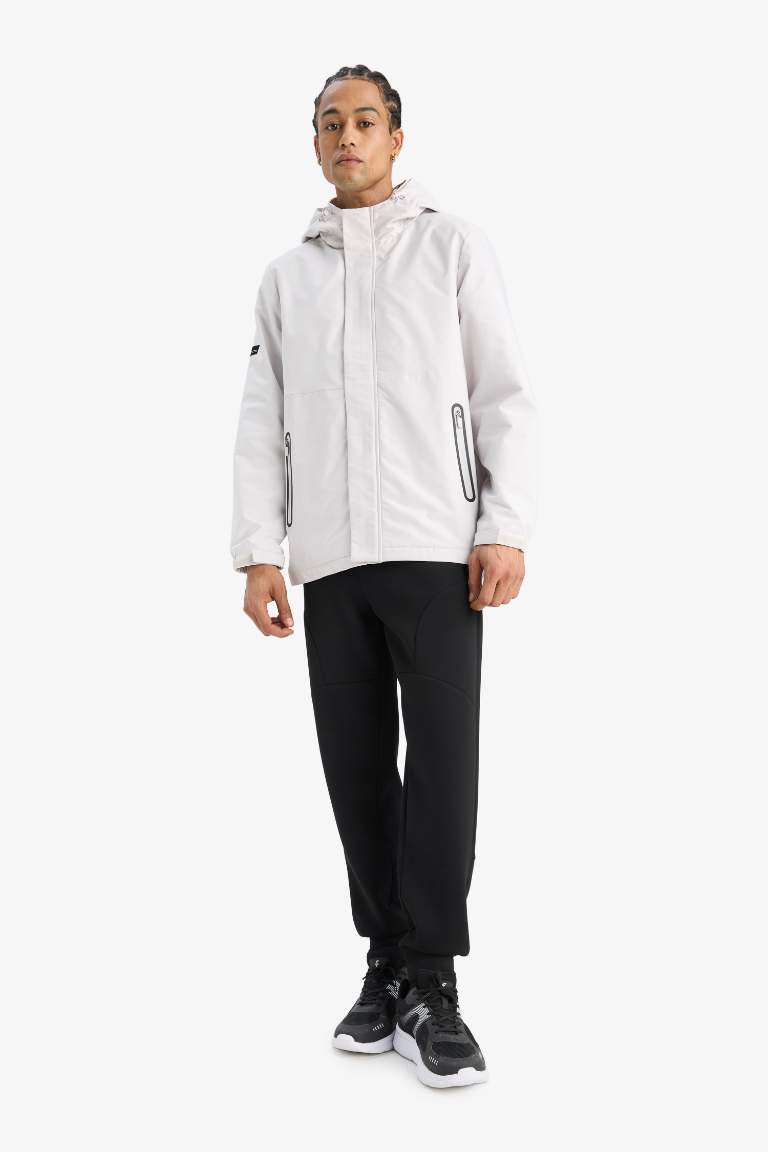 Water Repellent Regular Fit