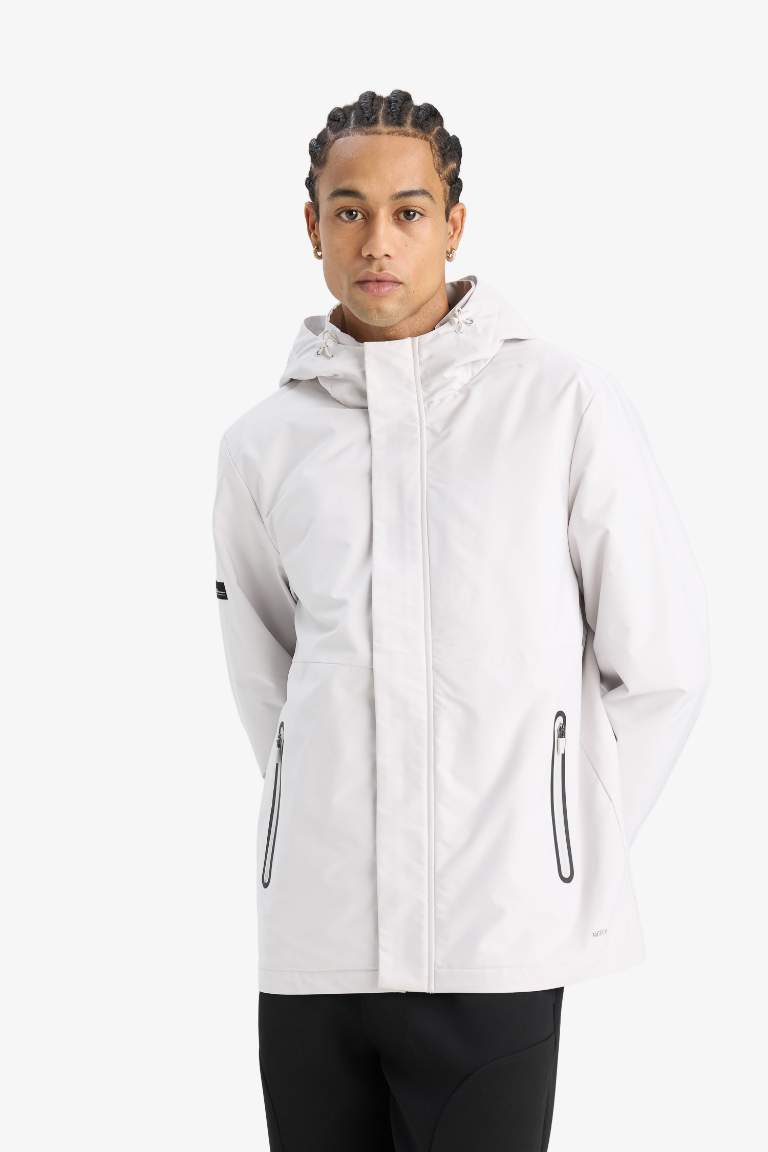 Water Repellent Regular Fit