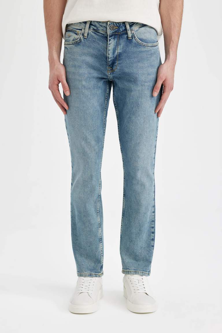 Jean Coupe slim à taille normale