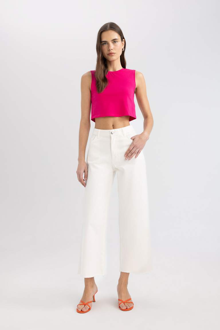 Crew Neck Crop Top