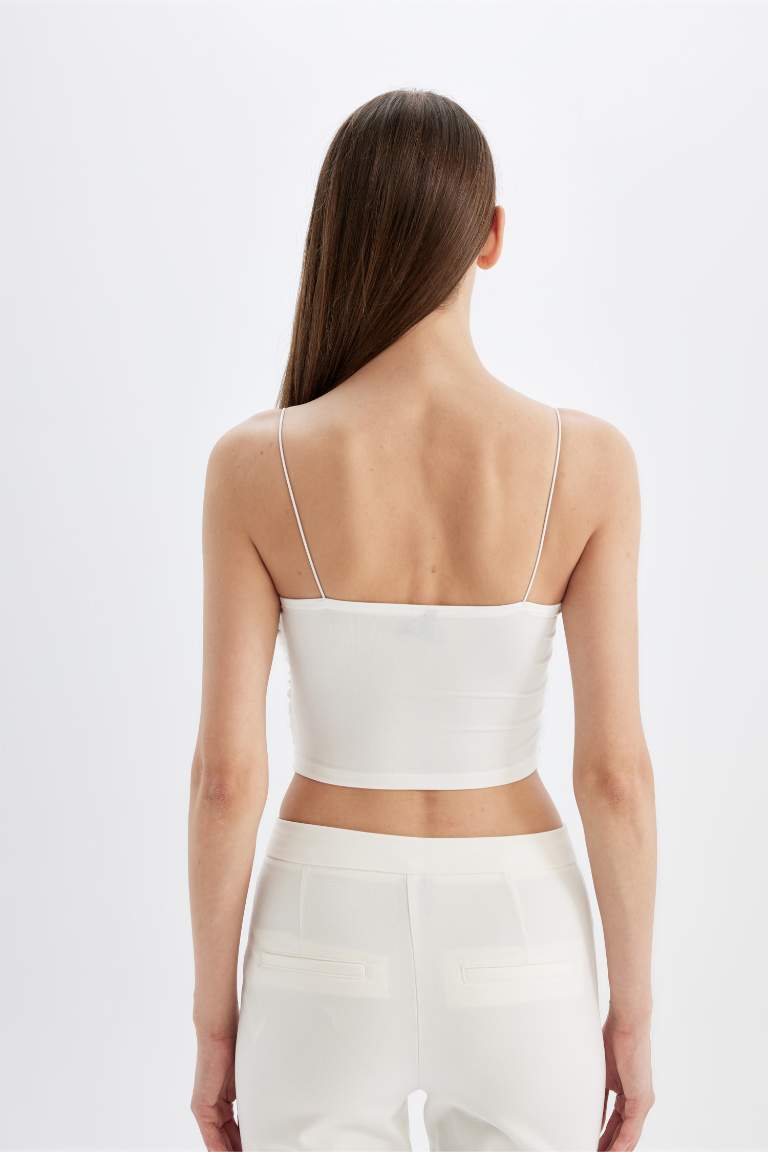 Slim Fit Strapless Crop Top