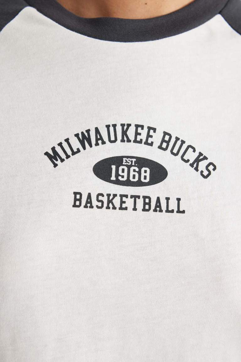 DeFactoFit NBA Milwaukee Bucks Crew Neck T-Shirt