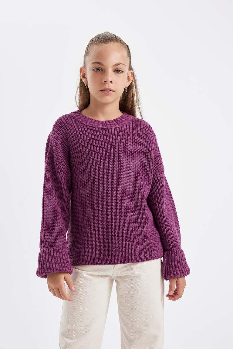 Girl Standard Fit Crew Neck Pullover