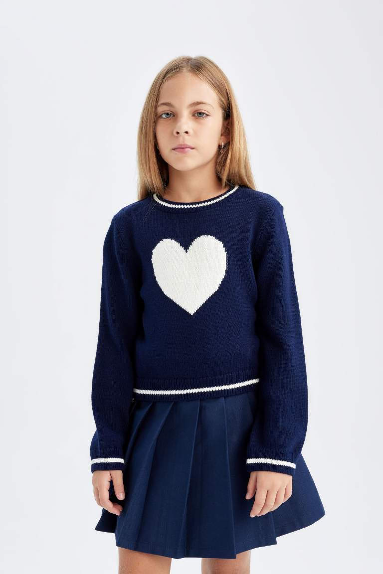 Girl Standard Fit Crew Neck Heart Knitted Pullover