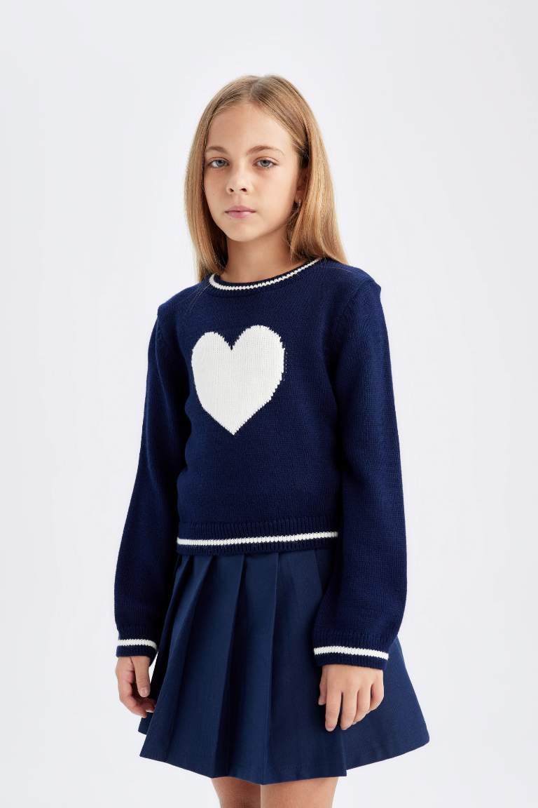 Girl Standard Fit Crew Neck Heart Knitted Pullover