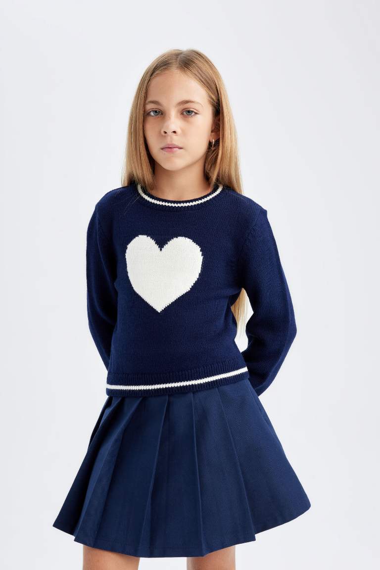 Girl Standard Fit Crew Neck Heart Knitted Pullover