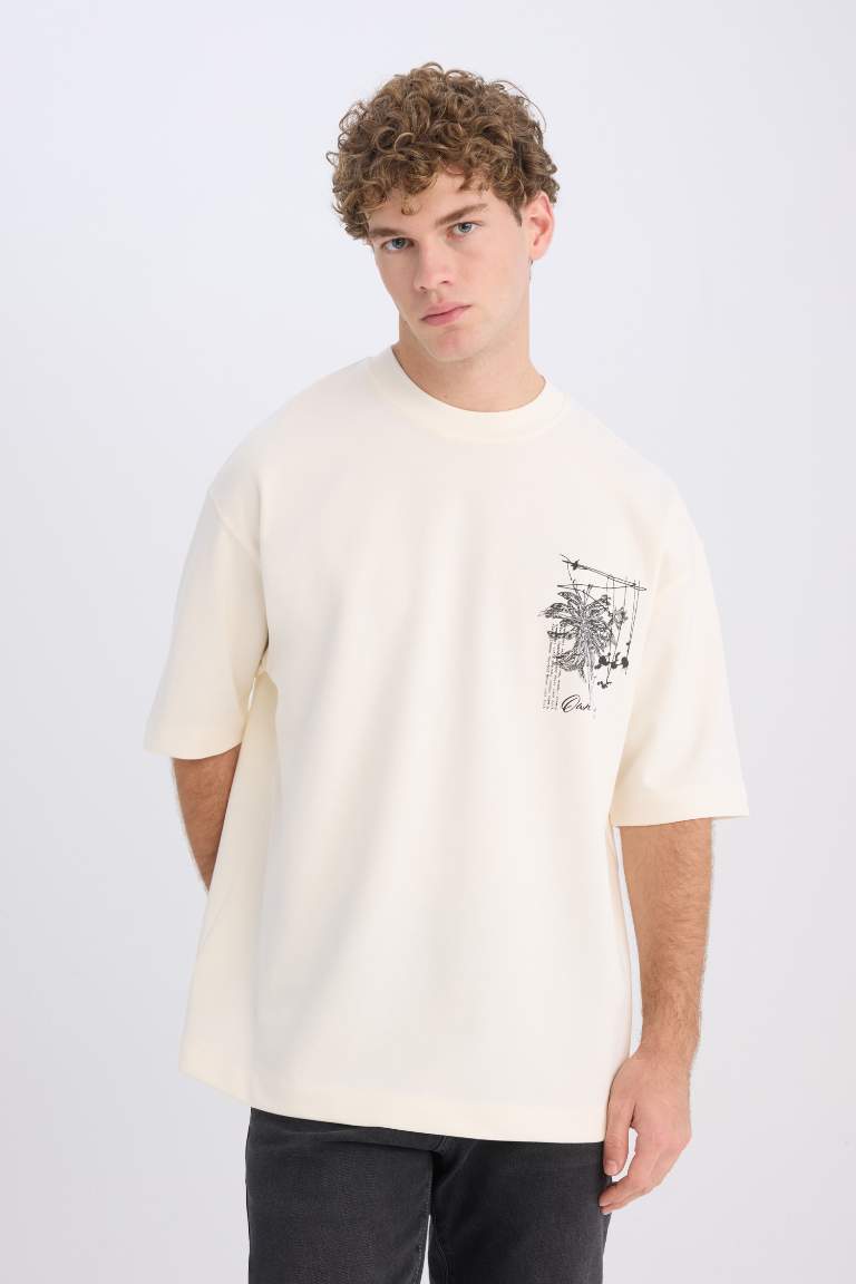 Loose Fit Crew Neck Flower T-Shirt