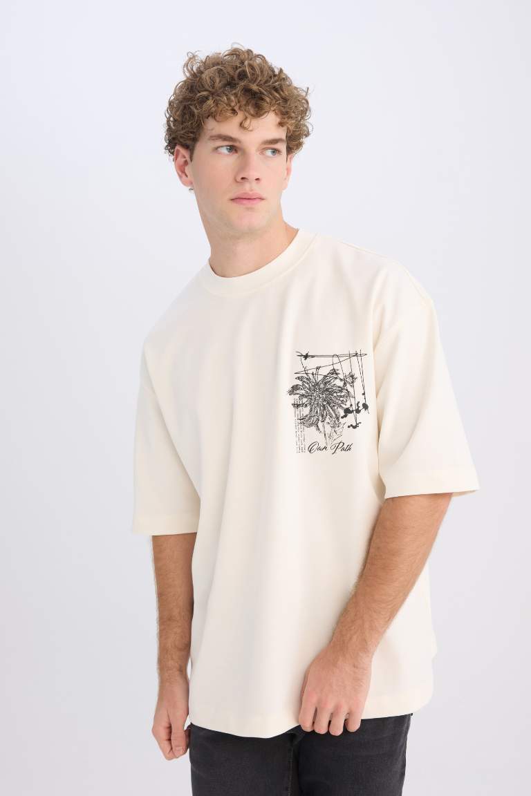 Loose Fit Crew Neck Flower T-Shirt