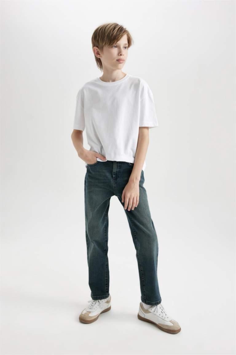 Erkek Çocuk Straight Fit Düz Paça Cepli Jean Pantolon