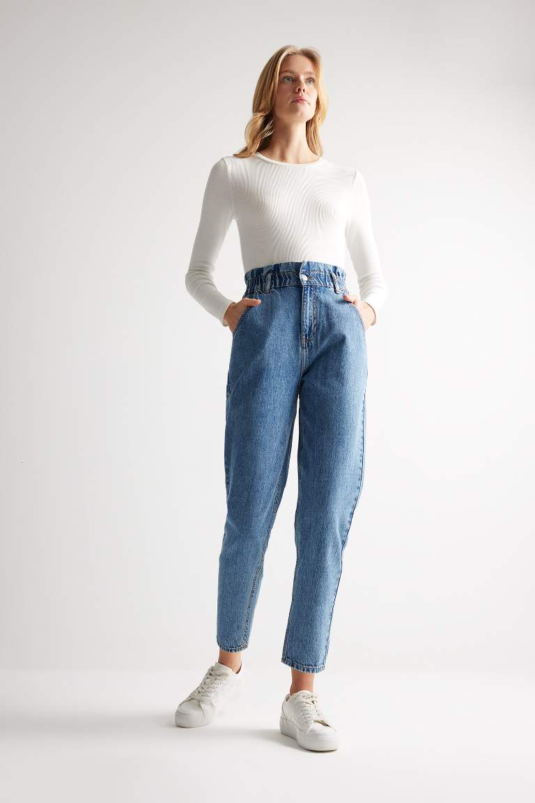 Paperbag High Waist Ankle Length Washed Jeans