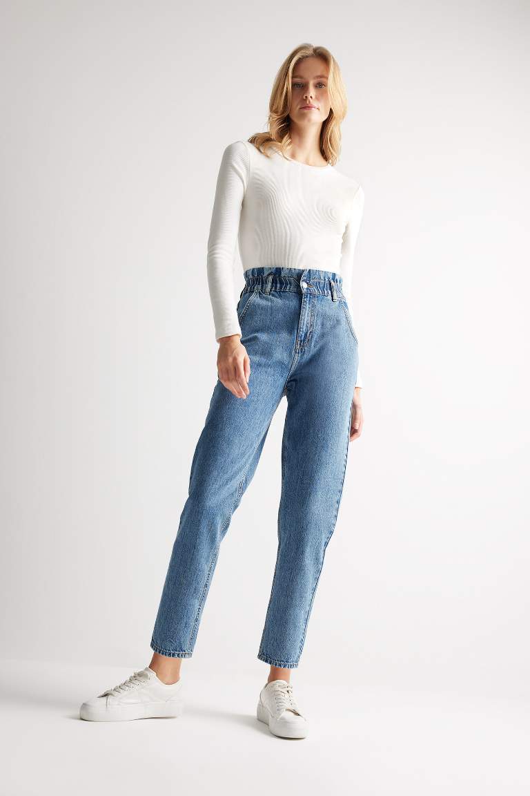 Paperbag High Waist Ankle Length Washed Jeans