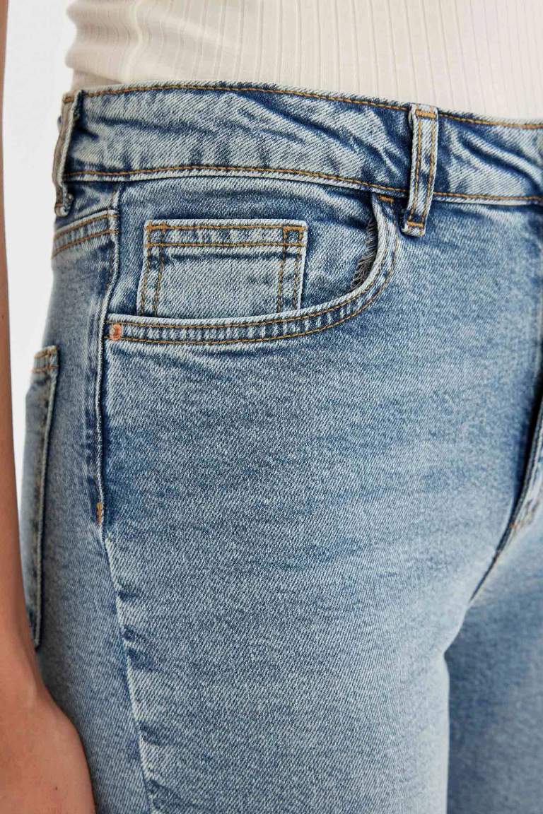 Mary Straight Leg Ripped Detail High Waist Washed Jeans