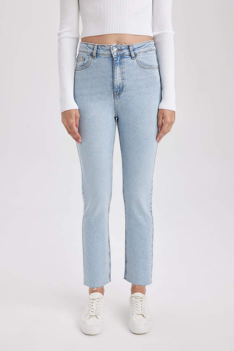 Mary Straight Leg High Waist Washed Jeans