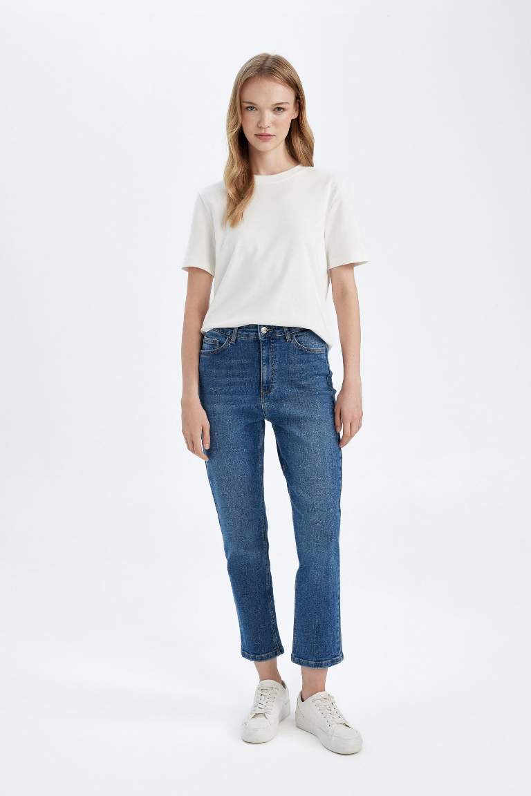 Mary Vintage Straight Fit Yüksek Bel Paça Ucu Kesik Bilek Boy Jean Yıkamalı Pantolon