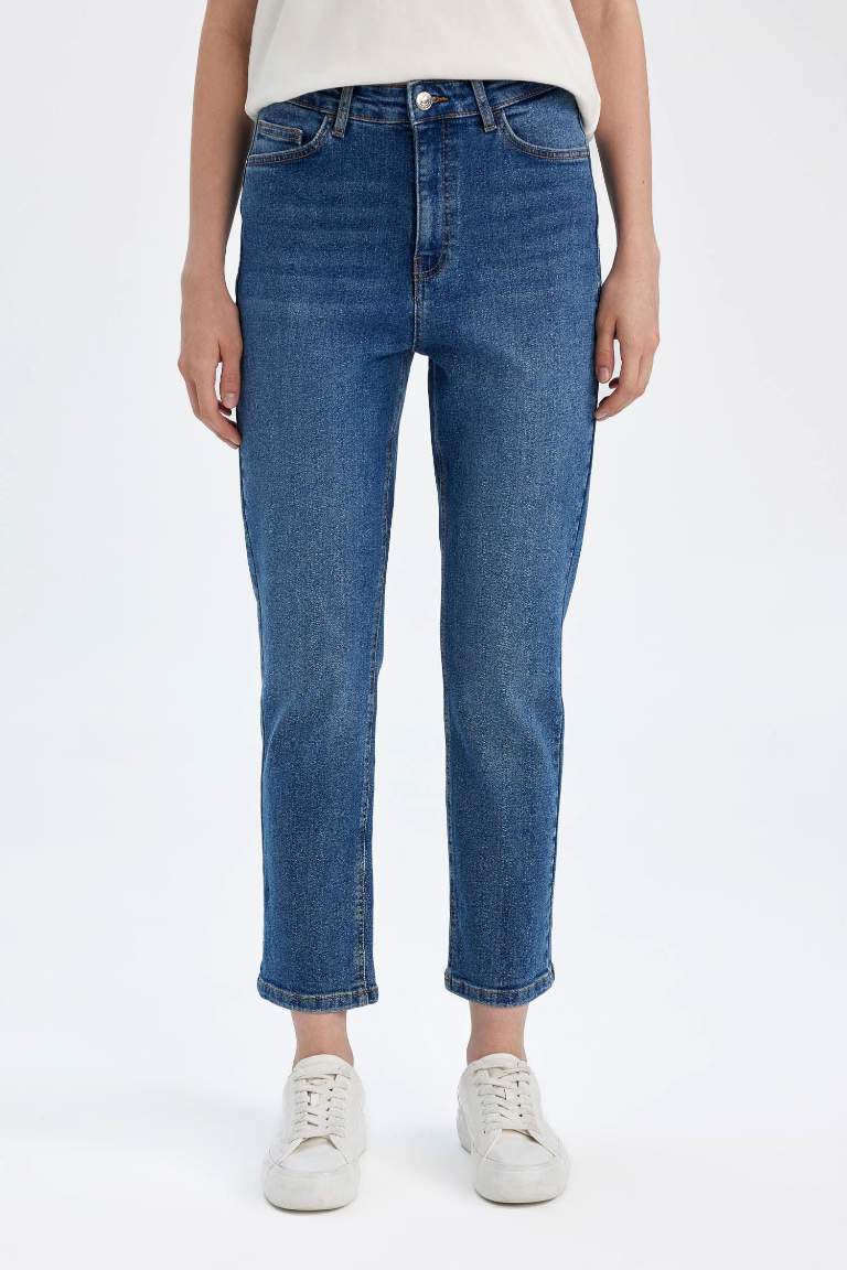 Mary Vintage Straight Fit Yüksek Bel Paça Ucu Kesik Bilek Boy Jean Yıkamalı Pantolon