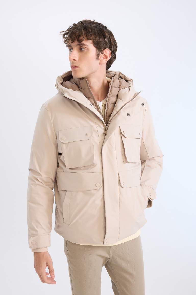 Su Geçirmez Slim Fit Dar Kesim Kapüşonlu Fermuarlı Çıtçıtlı Cepli Mont