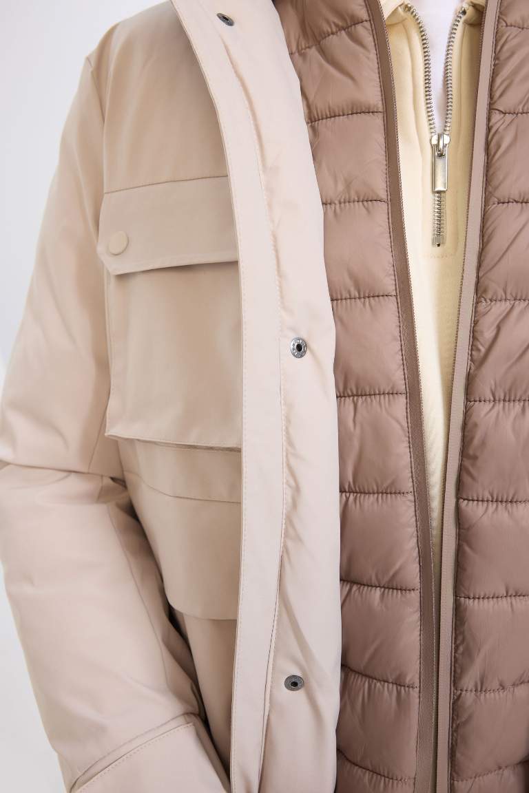 Su Geçirmez Slim Fit Dar Kesim Kapüşonlu Fermuarlı Çıtçıtlı Cepli Mont