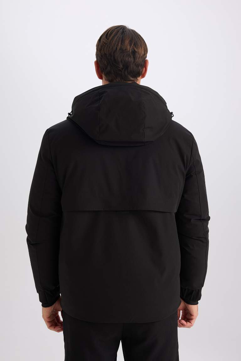 Su İtici Slim Fit Mont Dar Kesim Kapüşonlu Fermuarlı Çıtçıt Kapamalı Cepli