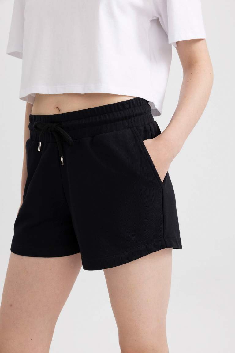 Short basique taille normale à Coupe régulière