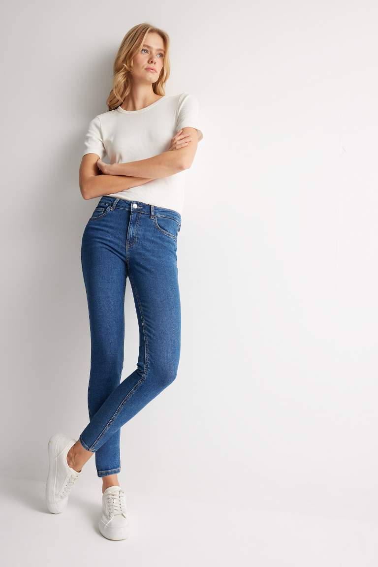 Pantalon Jean taille haute Coupe Skinny