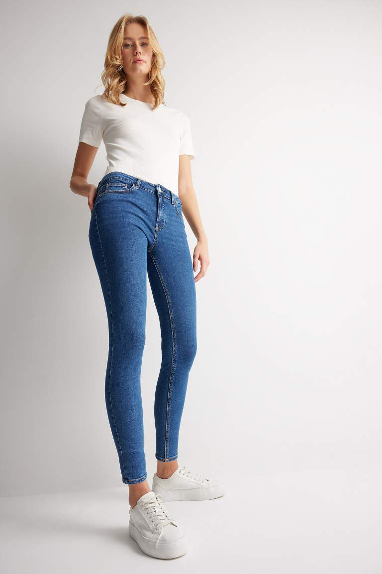 Pantalon Jean taille haute Coupe Skinny