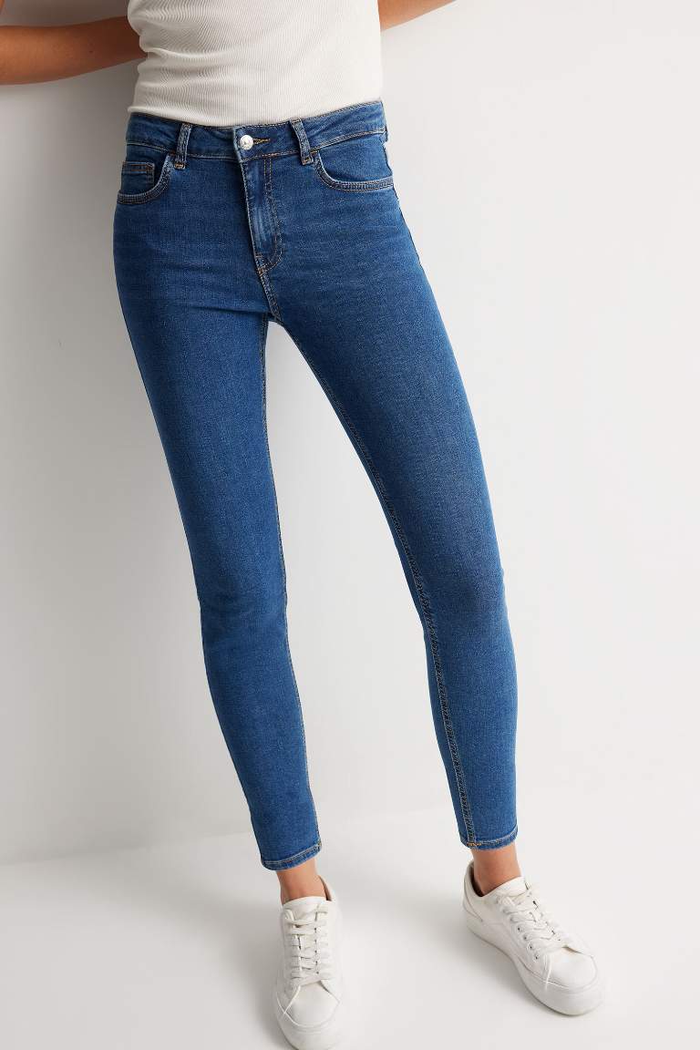 Pantalon Jean taille haute Coupe Skinny