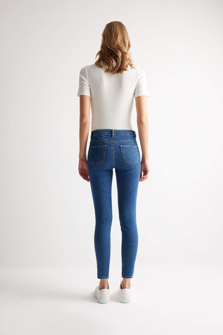 Pantalon Jean taille haute Coupe Skinny