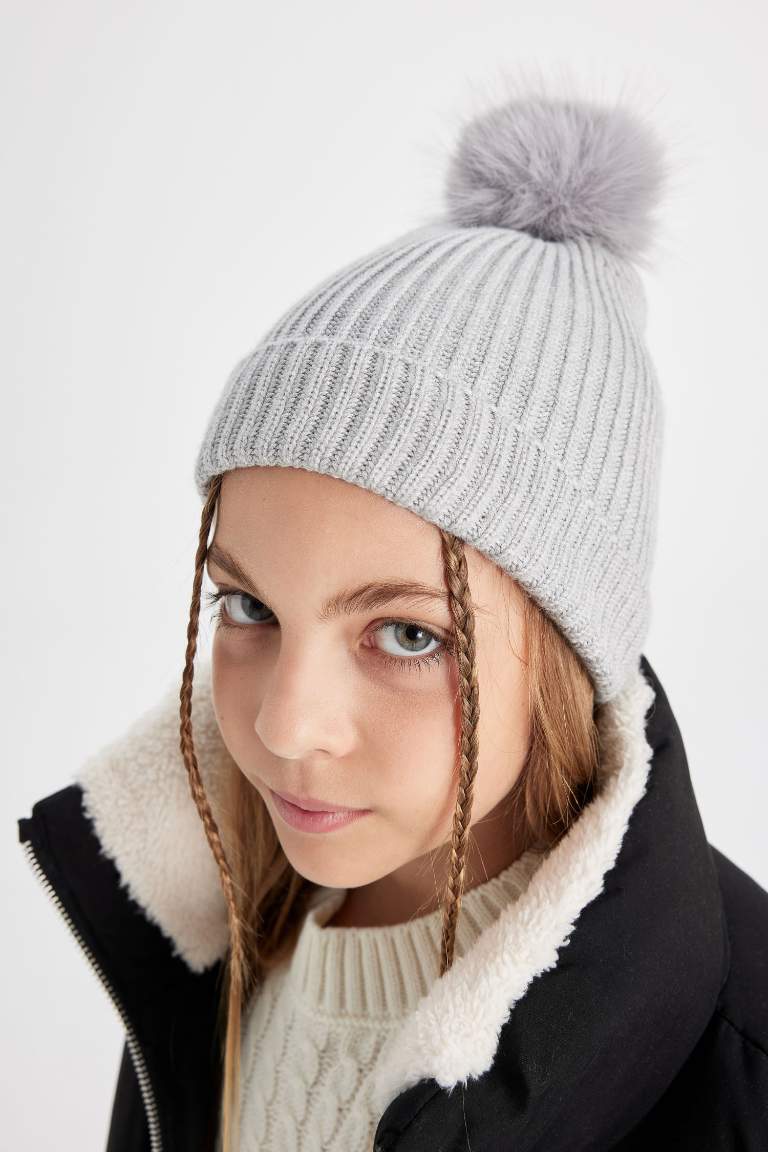 Girl Pompom Beanie