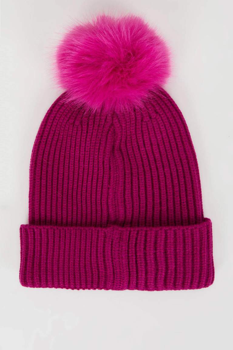 Girl Pompom Beanie