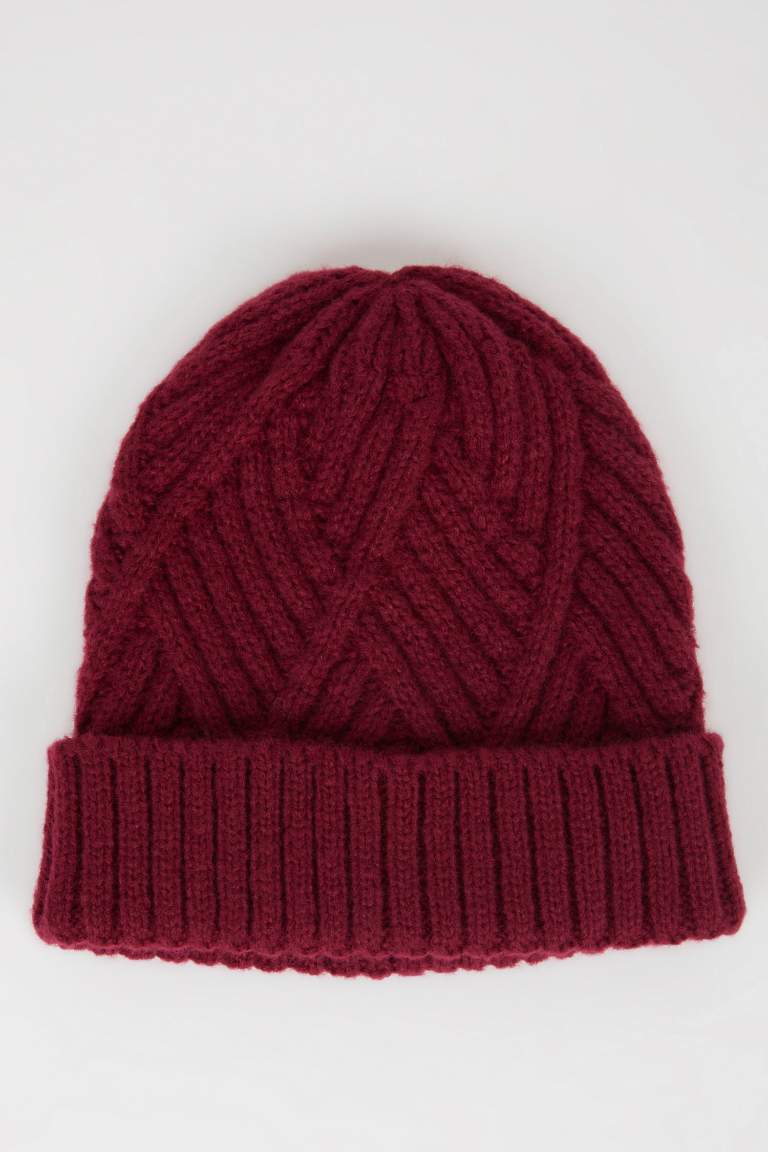 Girl Basic Knitted Beanie