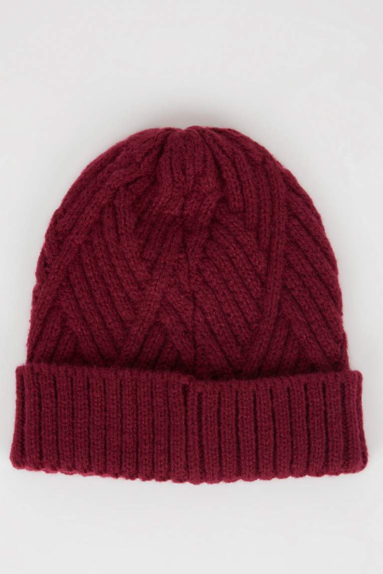 Girl Basic Knitted Beanie