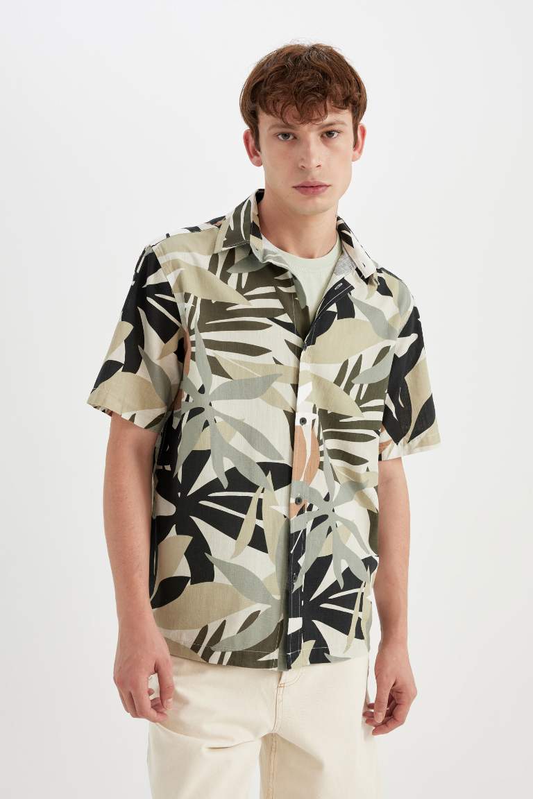 Chemise en coton imprimé Hawaii à Coupe régulière