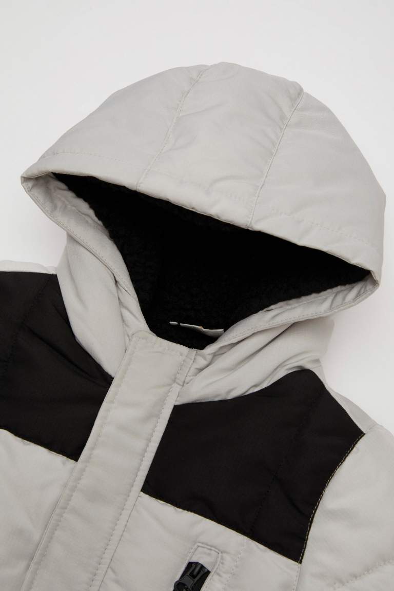 Boy Waterproof Ribbed Sleeve Hooded Jacket