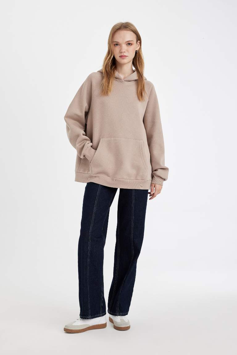 Oversize Fit Long Sleeve Sweatshirt