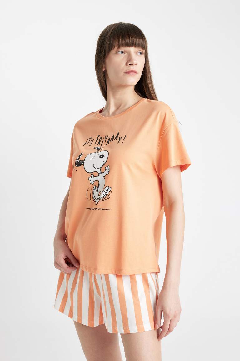 Fall in Love Snoopy 2 Piece Pajama Set