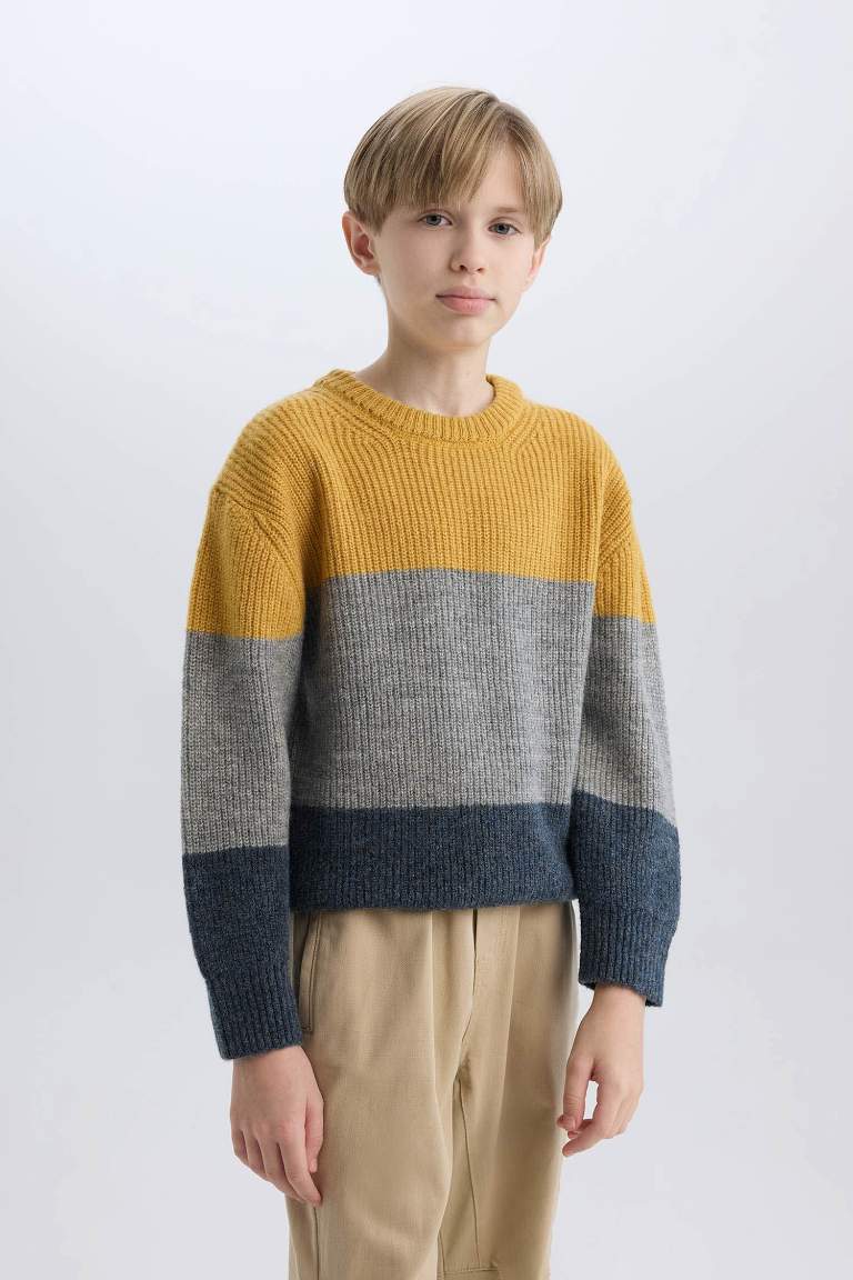 Pull en tricot à blocs de couleurs Col rond et Coupe régulière pour garçon