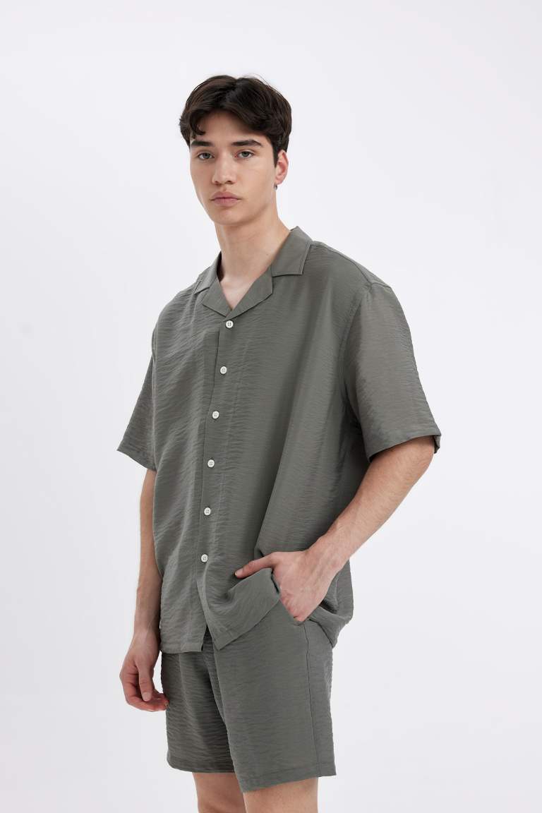 Relax Fit Polo Neck Short Sleeve Shirt