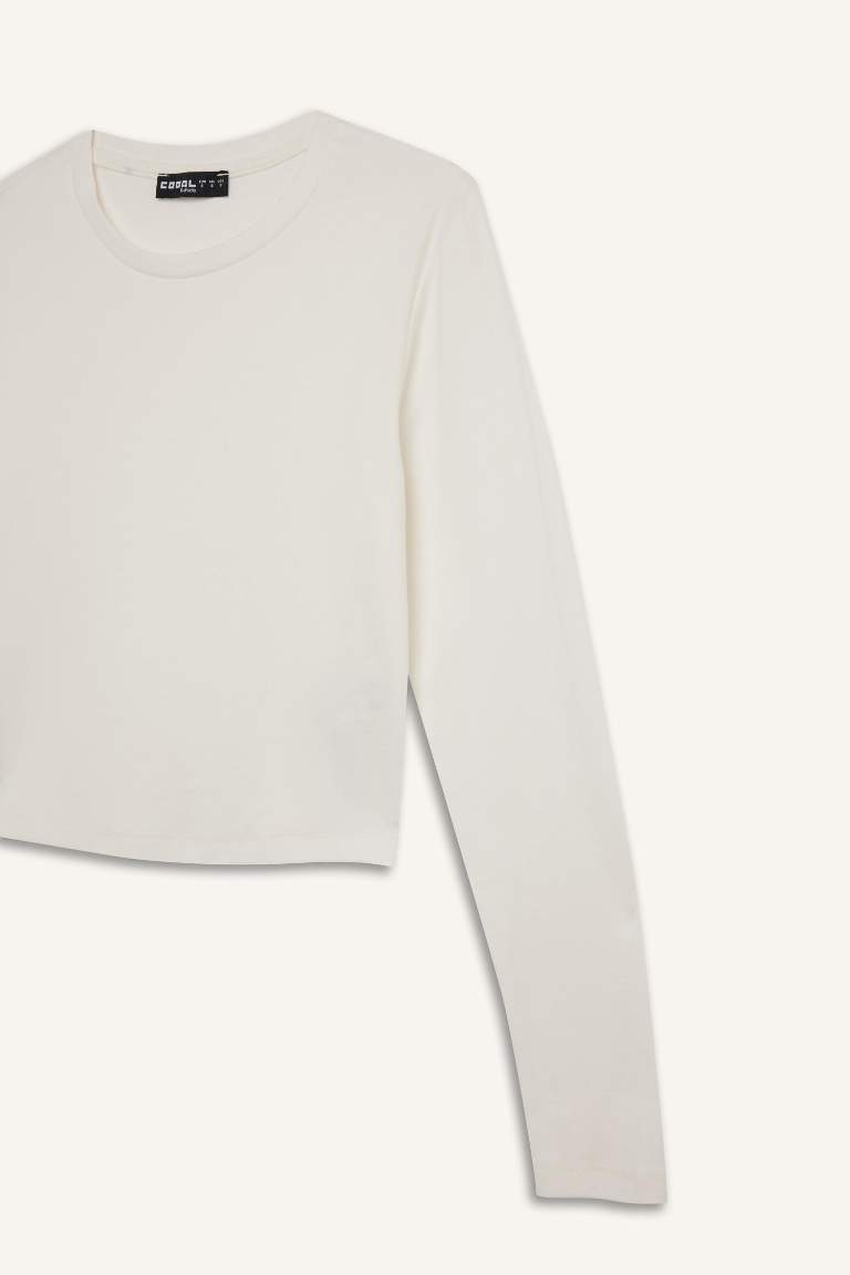 Fitted Crew Neck Ribbon Basic White T-Shirt