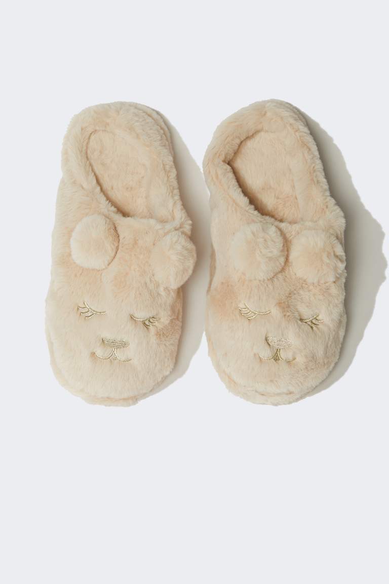 Woman Flat Sole Slip On Slippers