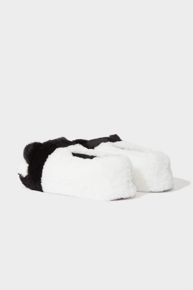 Woman Panda Themed Plush Slippers
