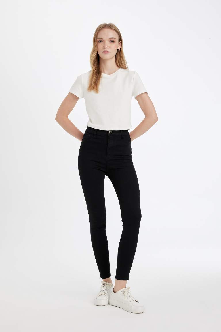 Pantalon Jean à taille haute et longueur de cheville