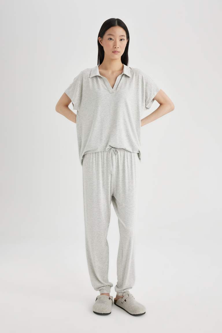 Ensemble de pyjama en viscose à coupe régulière et manches courtes de Fall in Love