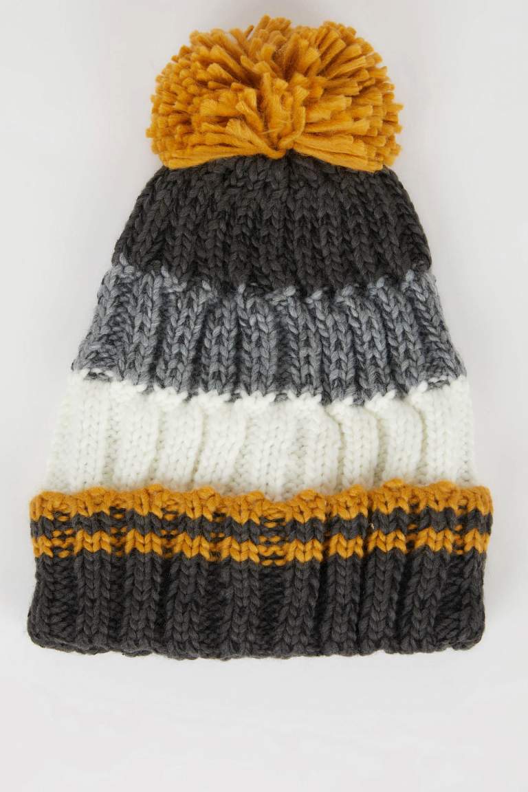 Boy Pompom Knitted Beanie