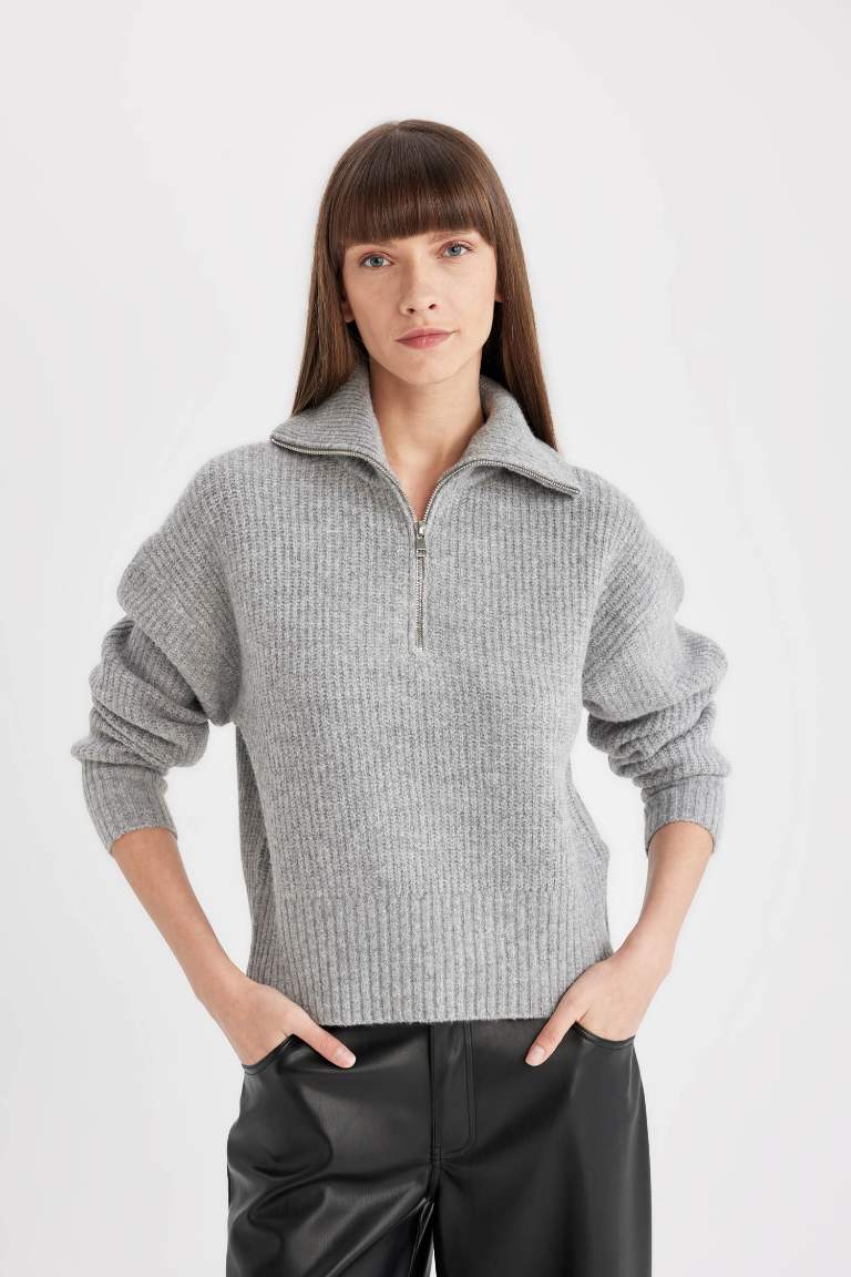 Relax Fit Half Zipper Stand Collar Knitted Pullover