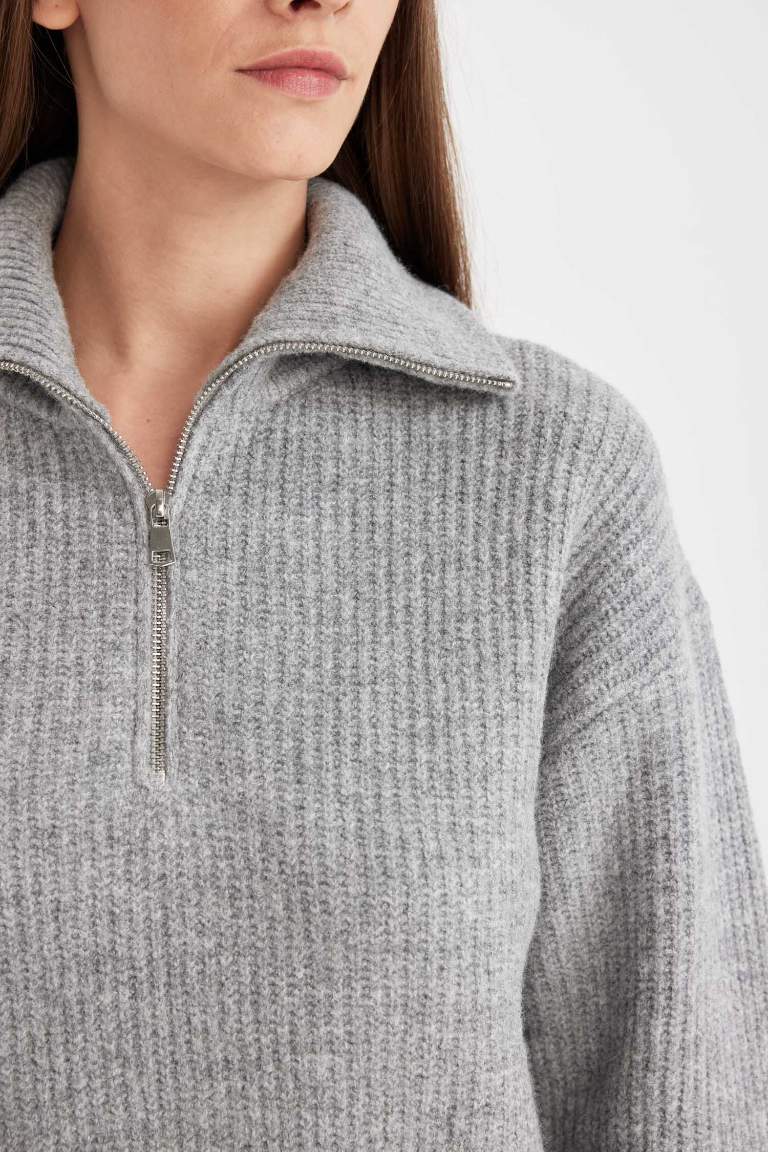 Relax Fit Half Zipper Stand Collar Knitted Pullover