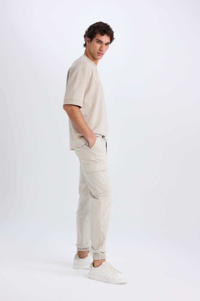 Regular Fit Pocket Elastic Waist Leg Cargo Joggers