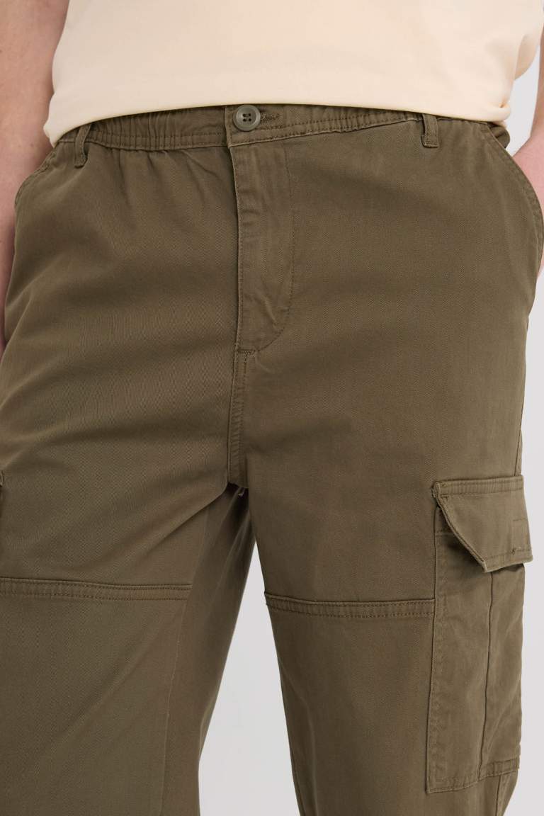 Regular Fit Pocket Elastic Waist Leg Cargo Joggers